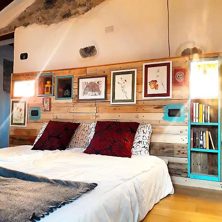 5 Terre Backpackers Suites