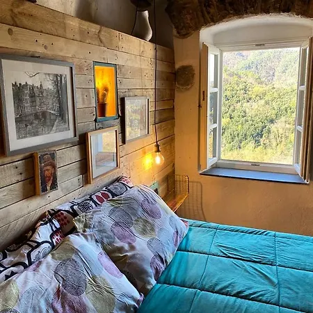 5 Terre Backpackers Suites